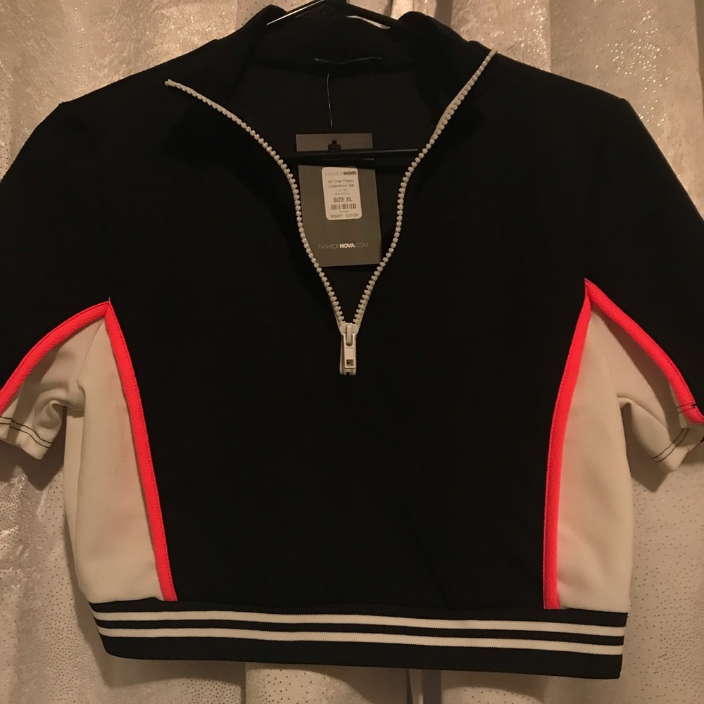 Crop top